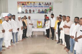 राजीव गांधी की जयंती पर कांग्रेस ने दी श्रद्धांजलि