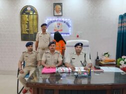जमशेदपुर में पुलिस की दोहरी कार्रवाई, ब्राउन शुगर तस्करी का भंडाफोड़ और मोबाइल छिनतई का खुलासा
