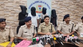 अवैध जुआ-लॉटरी पर पुलिस की कार्रवाई, दो थाना क्षेत्रों से चार गिरफ्तार