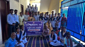 वृद्धाश्रम में मनाया गया NSS का 56वां स्थापना दिवस