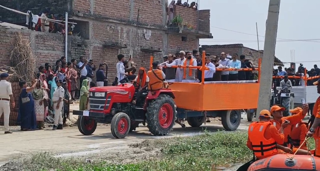 राघोपुर के बाढ़ प्रभावित क्षेत्रों का लिया जायजा