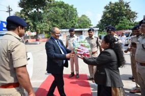 बरौनी रेलवे कोर्ट में निरीक्षण , न्यायिक व्यवस्था का लिया जायजा बरौनी रेलवे कोर्ट में निरीक्षण