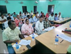 पंचायत समिति की बैठक में अमर्यादित टिप्पणी को लेकर मुखिया और समिति भिड़े विधायक सुरेंद्र मेहता ने सम