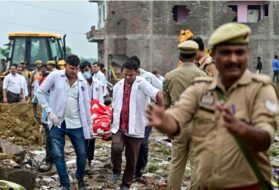 कौशांबी पटाखा फैक्टरी विस्फोट में मृतकों की संख्या 14 हुई, मुख्य आरोपी का तीन मंजिला मकान ध्वस्त कौशांबी पटाखा फैक्टरी विस्फोट