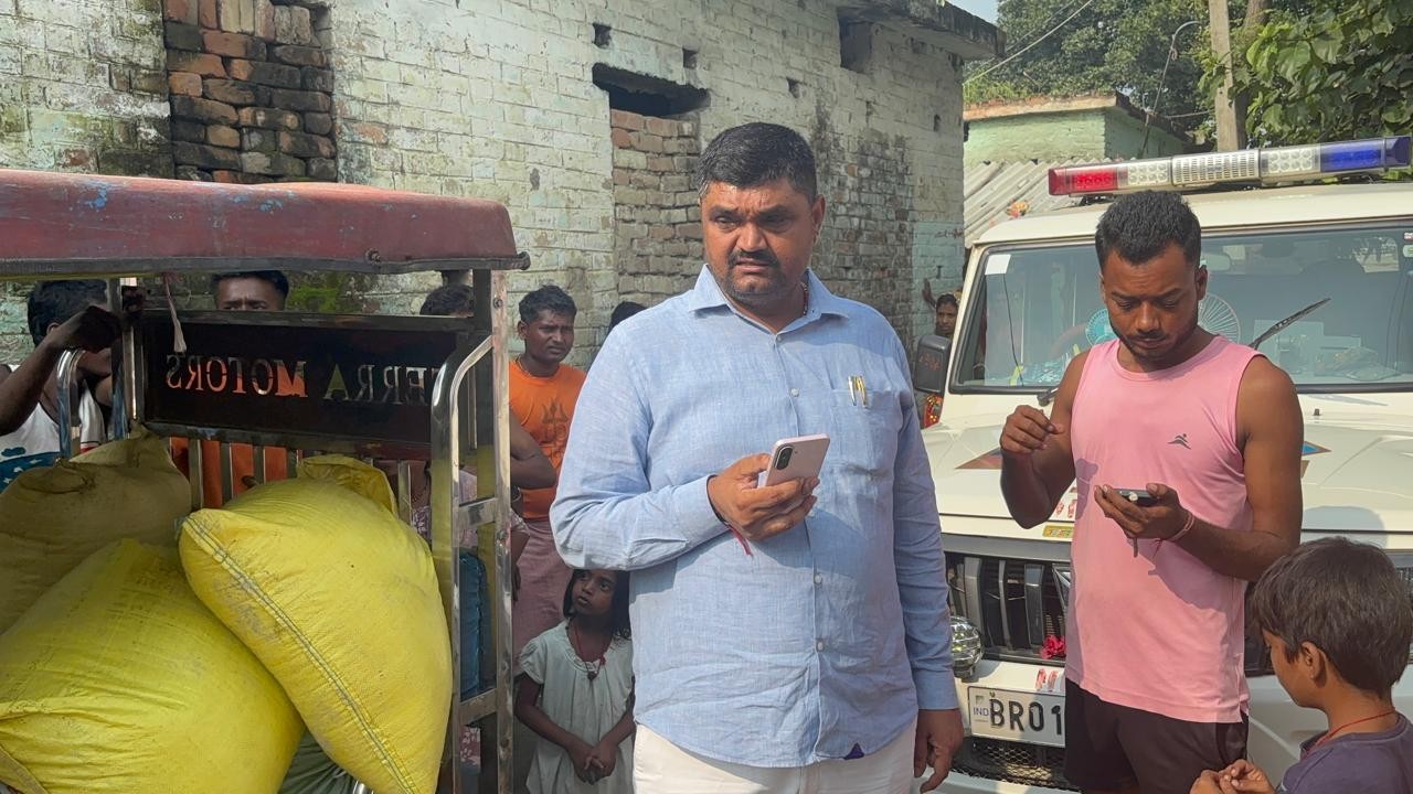 मध्य विद्यालय परिहारा से नौ बोरा चावल की चोरी