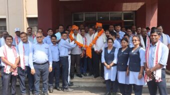 टाटा मोटर्स के एचवीटीएल में हुआ अध्यक्ष व महामंत्री का स्वागत