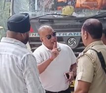 पार्किंग व्यवस्था को लेकर ट्रैफिक पुलिस से क्यों उलझे विपिन झा? वाहन मालिकों का दर्द समझना भी जरूरी
