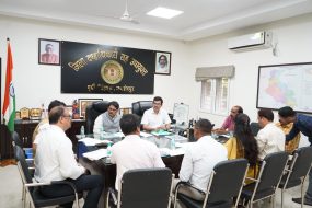 एसआईआर-2026 की समीक्षा, 22 अक्टूबर तक दो बार नोटिस पाने वाले मतदाताओं की सूची तैयार करने का निर्देश