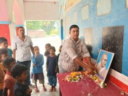 गांधी-शास्त्री के विचारों को जीवन में उतारने का लिया संकल्प।