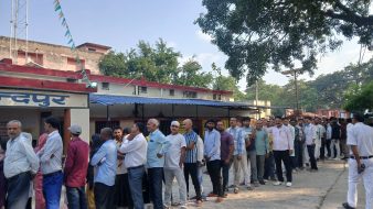 खोदावंदपुर में स्नातक निर्वाचन क्षेत्र में 65.13% और शिक्षक निर्वाचन क्षेत्र में 91.54% मतदान