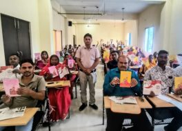बेगूसराय में बेटी बचाओ बेटी पढ़ाओ योजना के तहत सखी वार्ता का आयोजन, बाल विवाह पर चर्चा बेटी बचाओ बेटी पढ़ाओ