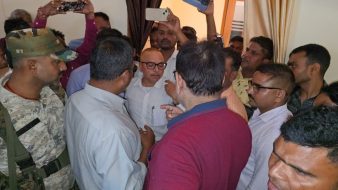 ACB कार्रवाई के दौरान चतरा अनुमंडल कार्यालय में हाई-वोल्टेज ड्रामा.