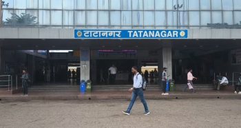 झारसुगुड़ा यार्ड में नॉन-इंटरलॉकिंग कार्य